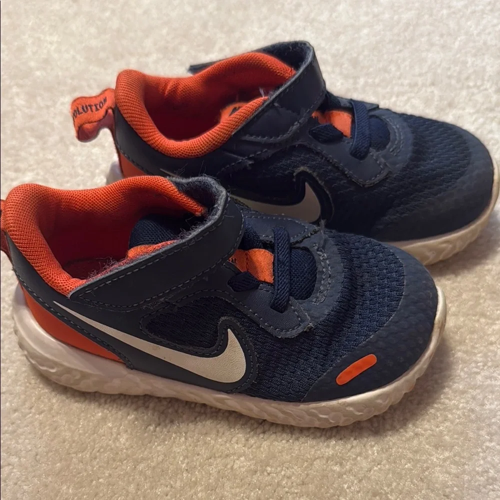 Nike Blue and Orange Sneakers with Velcro Closure - Picture 1 of 4